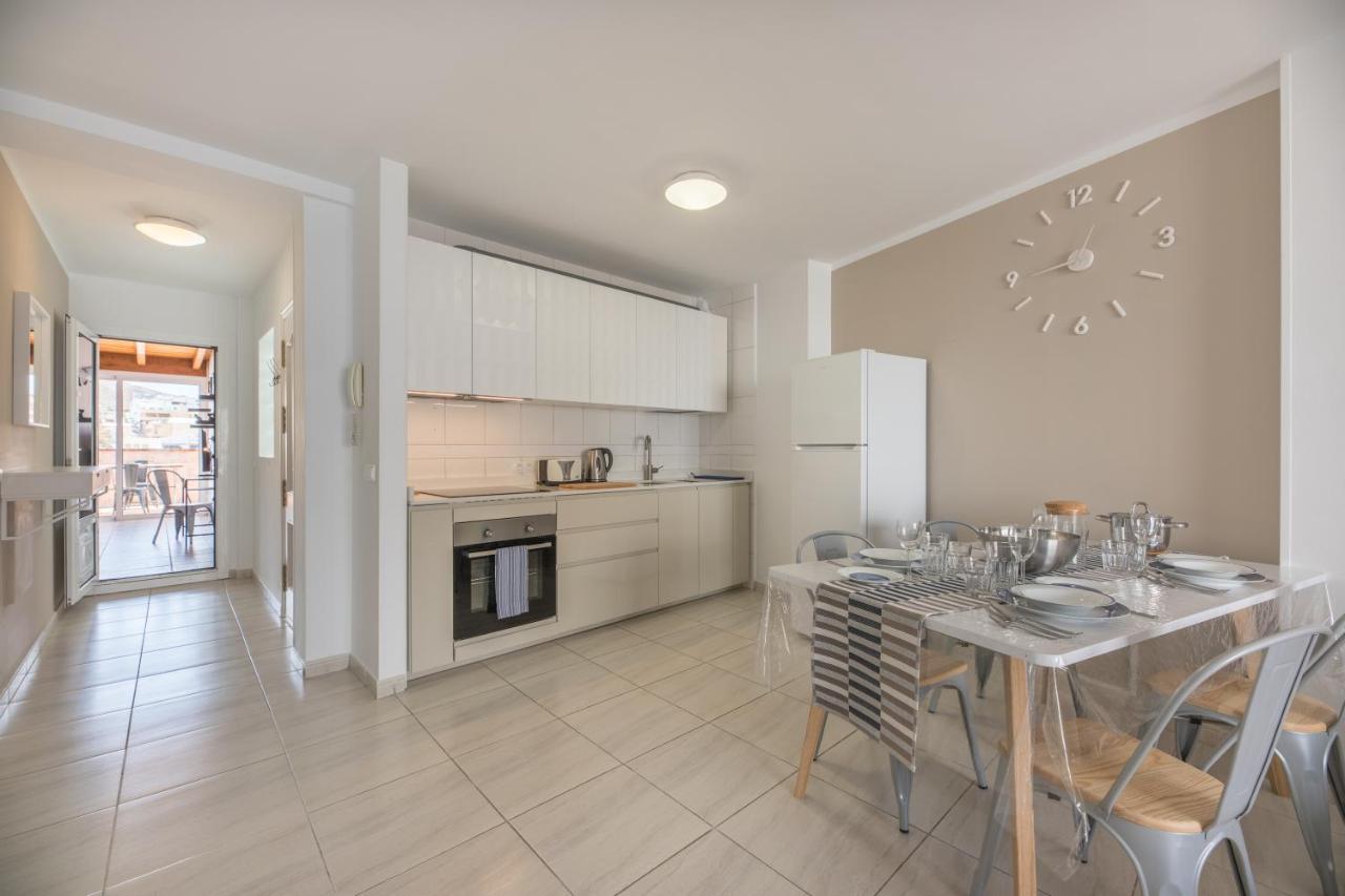 Attico Vista Oceano E Citta 3 Camere 2 Bagni Wifi Ac 모로델제블 외부 사진